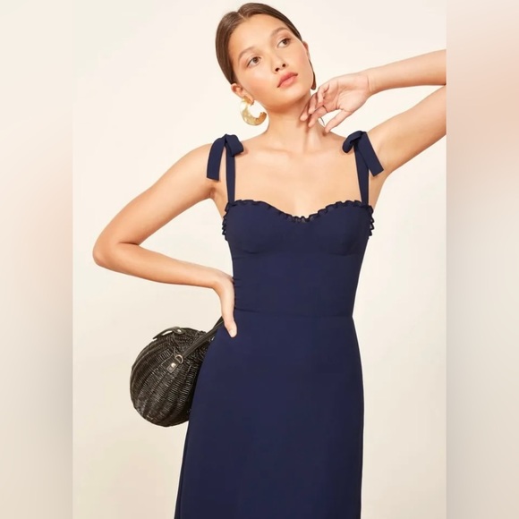 Reformation Sleeveless Navy Blue Flirty Nikita Shoulder Tie Crepe Midi Dress - Picture 4 of 11